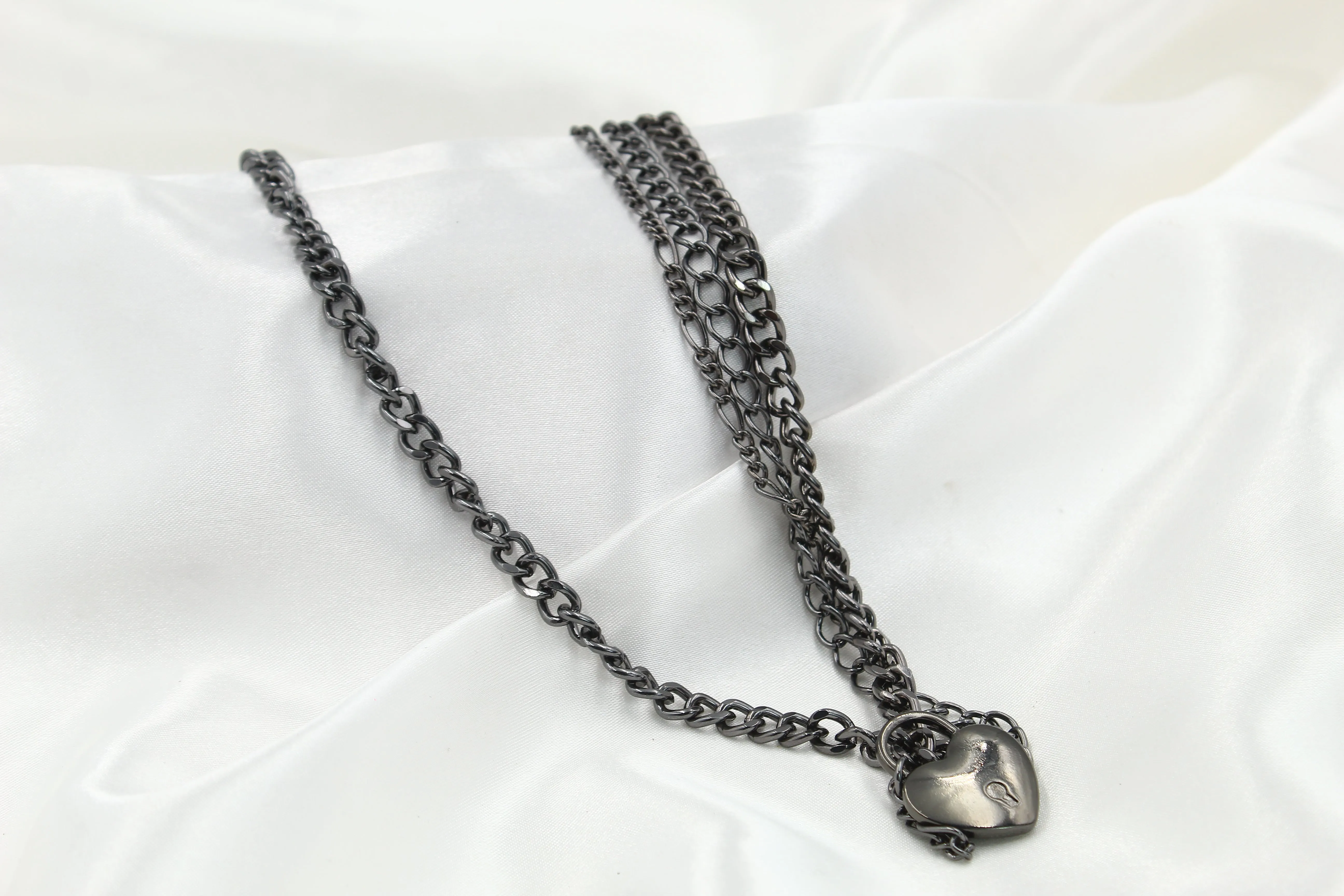 H & M Stainless Dogs Chains